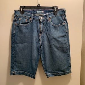 Levi 515 denim shorts, 21 1/2 inches long.